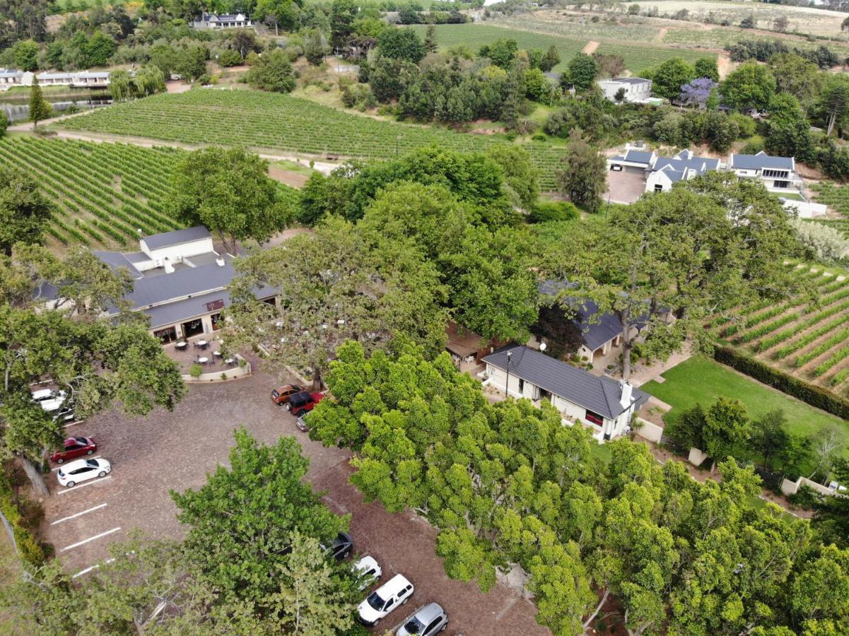 Le Pommier Wine Estate Villa Стеленбош Екстериор снимка