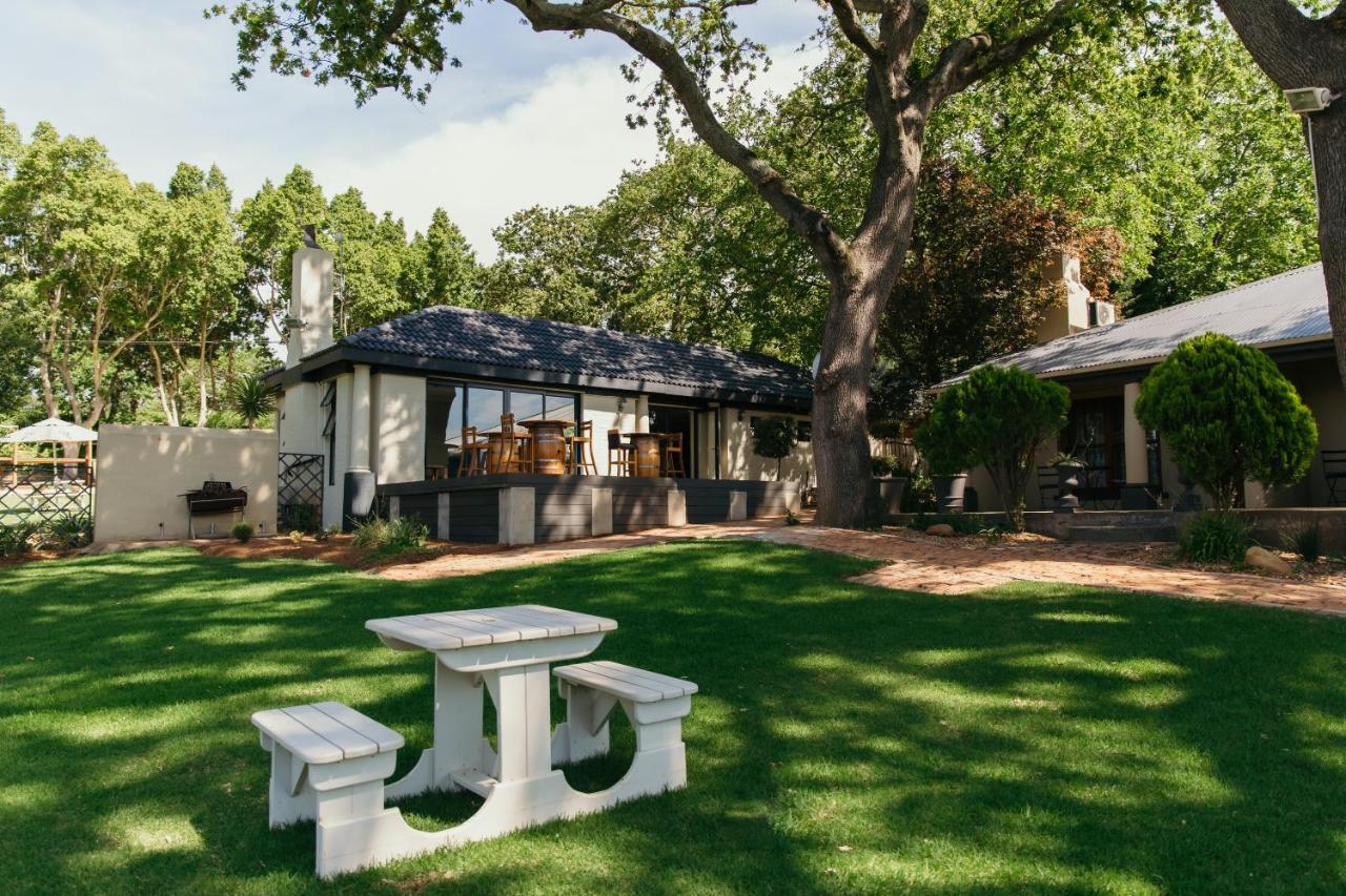 Le Pommier Wine Estate Villa Стеленбош Екстериор снимка