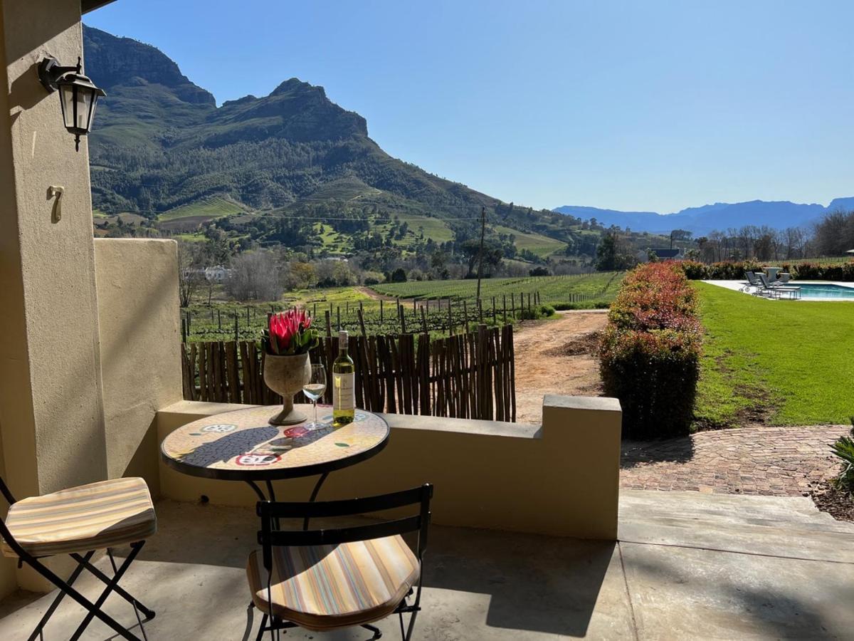 Le Pommier Wine Estate Villa Стеленбош Екстериор снимка