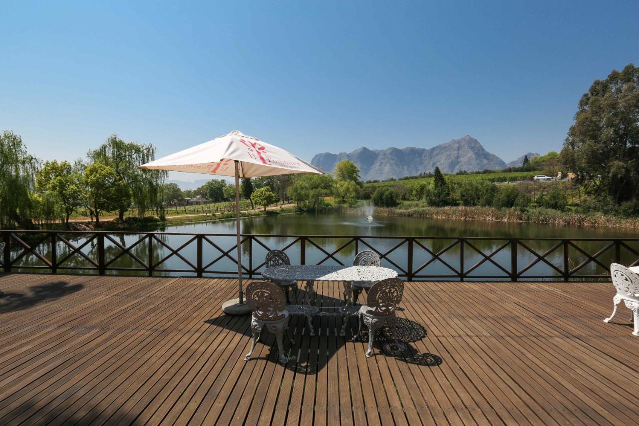 Le Pommier Wine Estate Villa Стеленбош Екстериор снимка